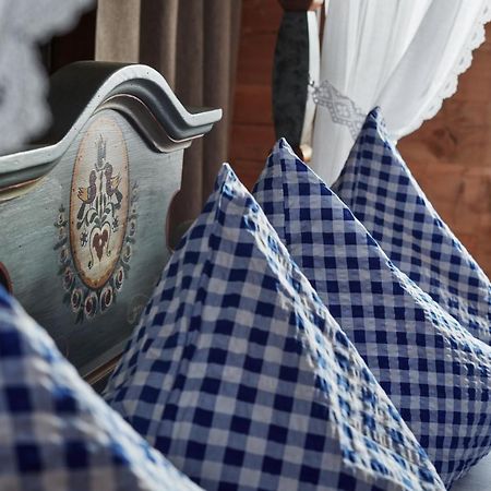 Nostalgie Bed & Breakfast Chraemerhus Curaglia 外观 照片