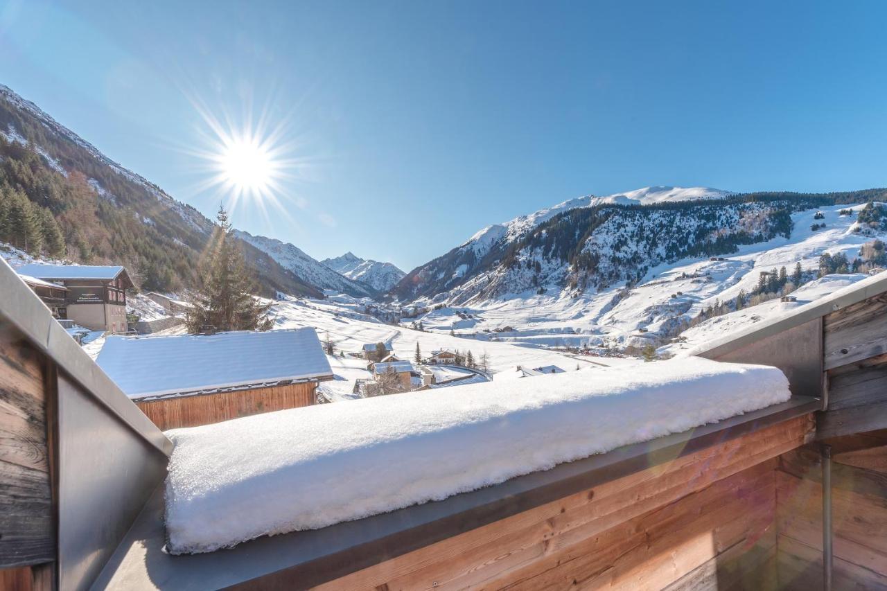 Nostalgie Bed & Breakfast Chraemerhus Curaglia 外观 照片