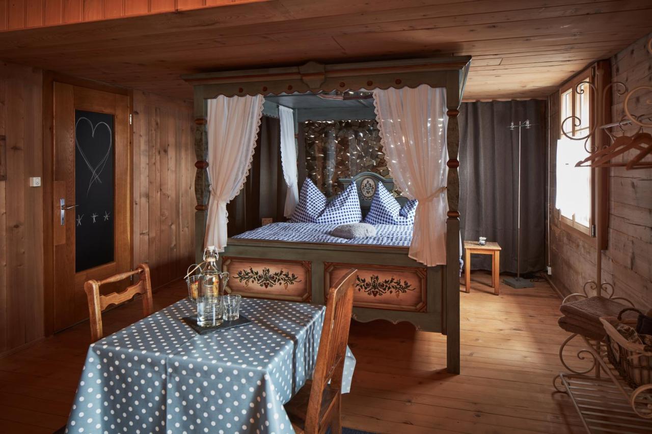 Nostalgie Bed & Breakfast Chraemerhus Curaglia 外观 照片