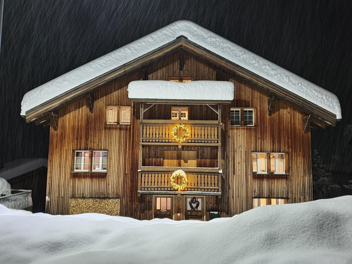 Nostalgie Bed & Breakfast Chraemerhus Curaglia 外观 照片